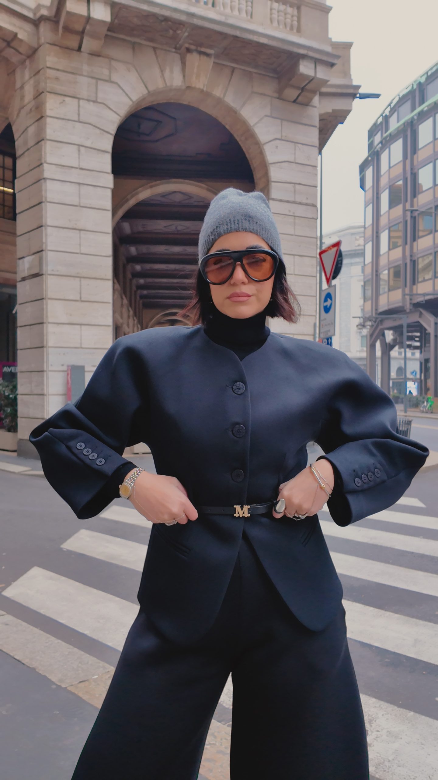 948CB0AD-2844-4711-85B5-7BED982B9F90-scaled A/V sunglasses LYRA BLACK ORANGE - Image 4