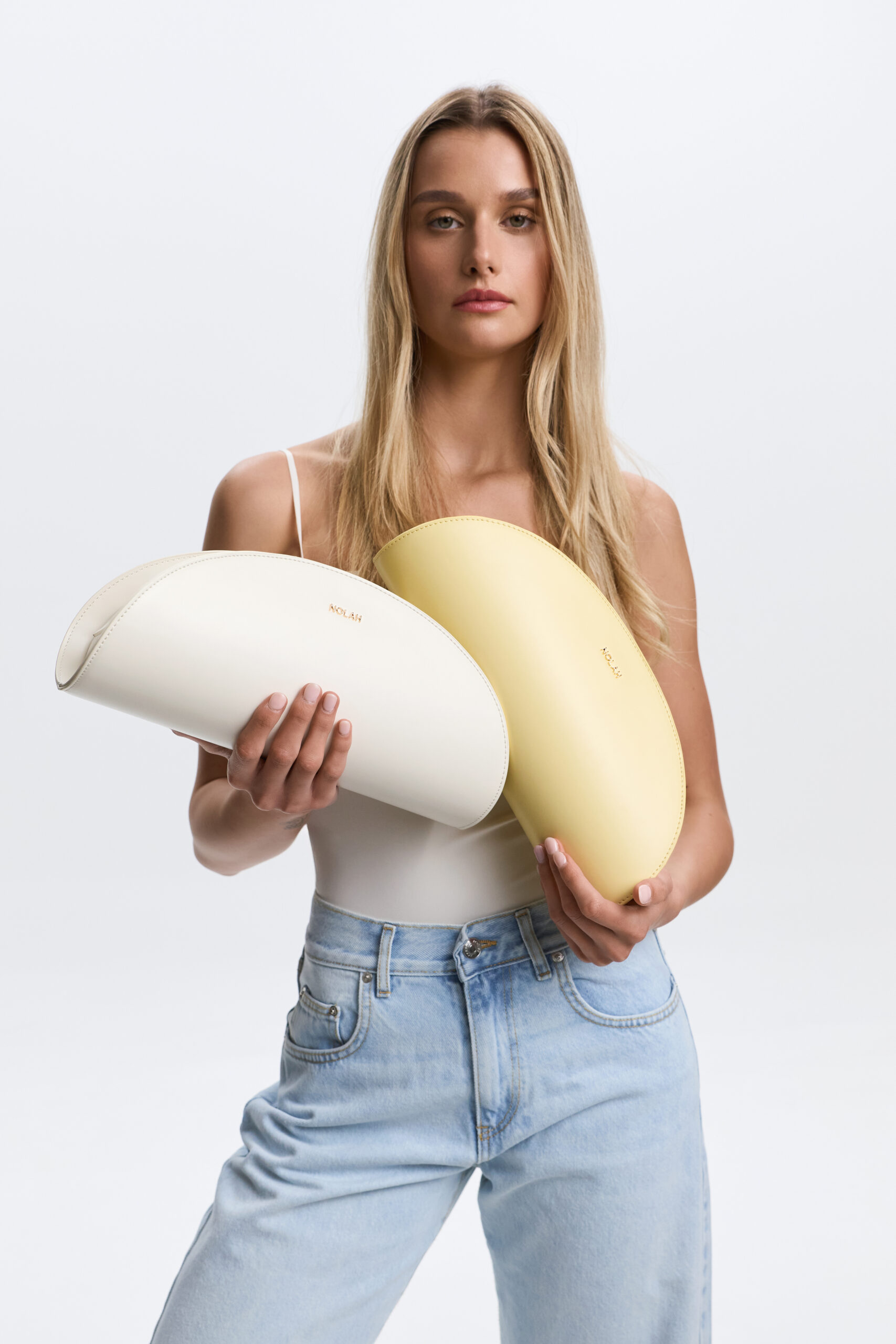 Coralia-Model-2-scaled NOLAH τσάντα Coralia Butter Yellow - Image 2