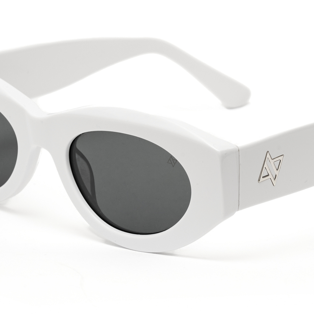 IMG_1641 A/V SUNGLASSES LULU WHITE - Image 4